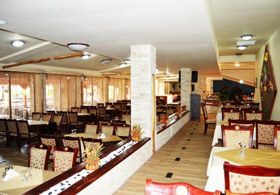 Puflene Resort 穆里吉奥尔 外观 照片