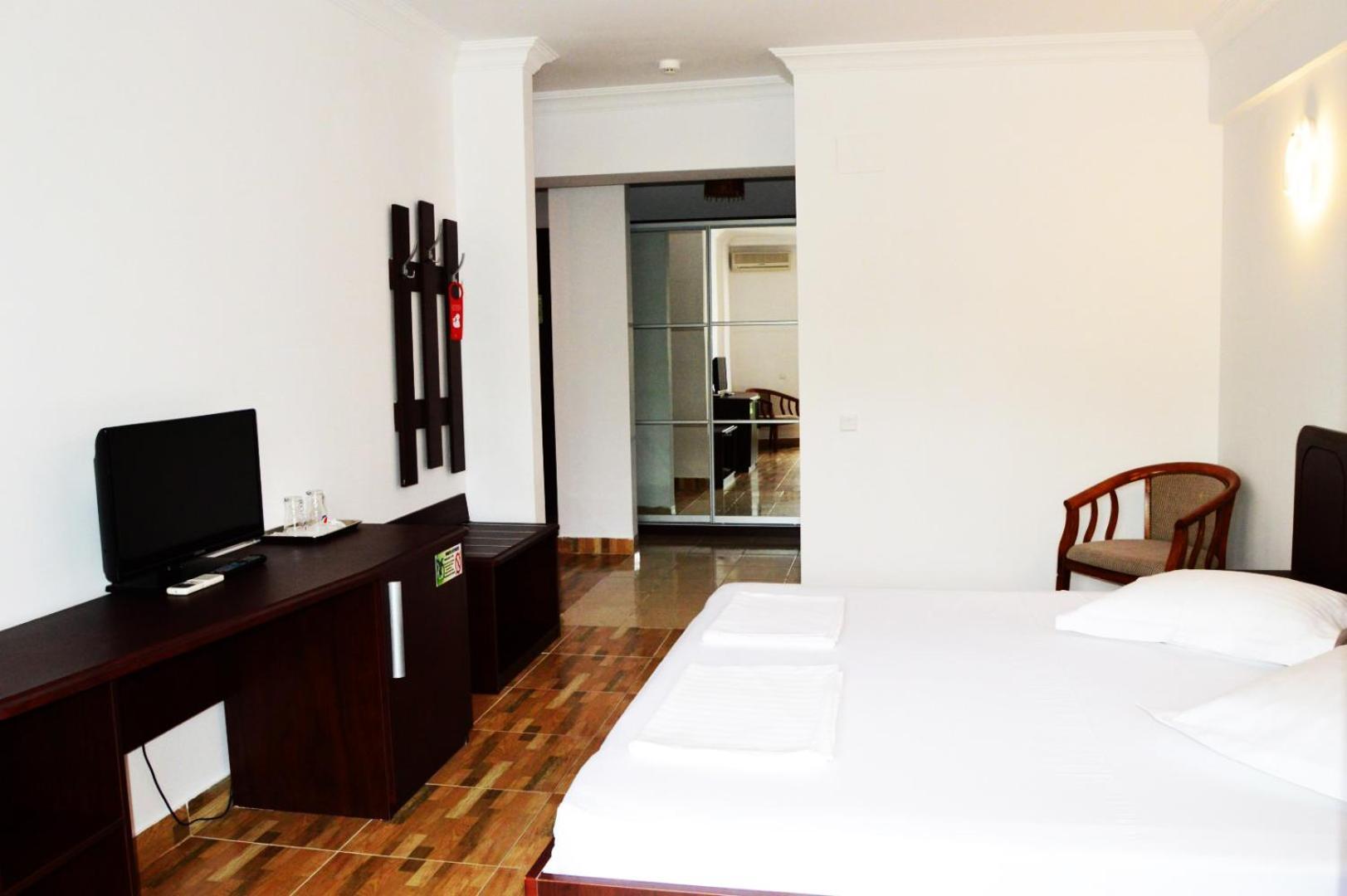 Puflene Resort 穆里吉奥尔 外观 照片